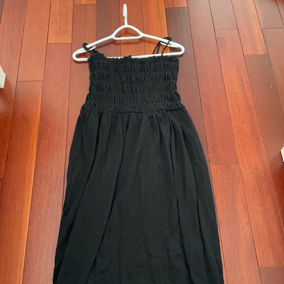 H&M Dress - Picture 2 of 4